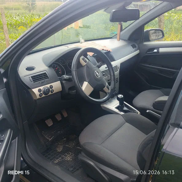 Opel Astra 2007 - 4