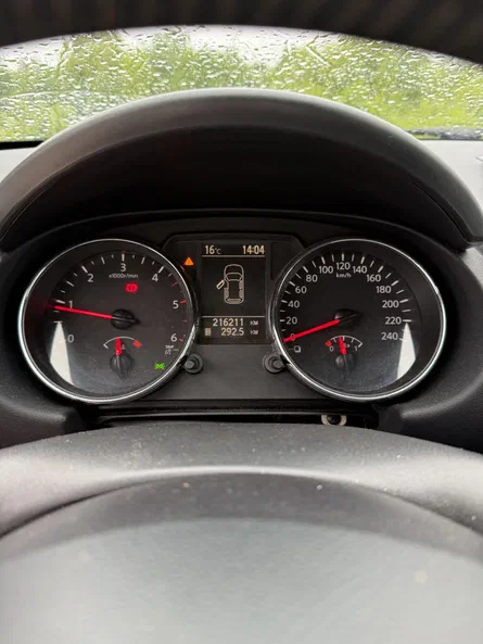 Nissan Qashqai 2010 - 7