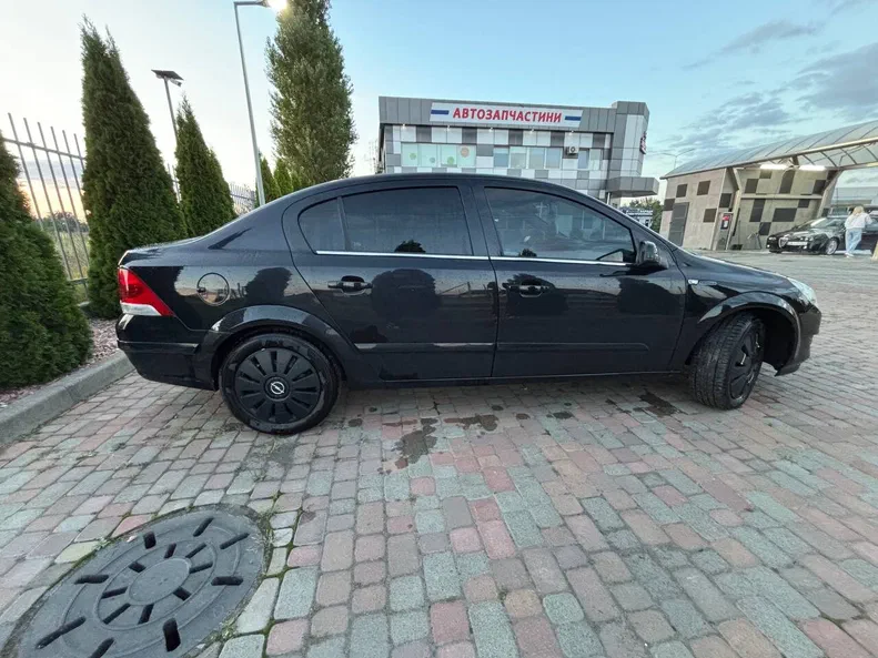 Opel Astra 2009 - 2