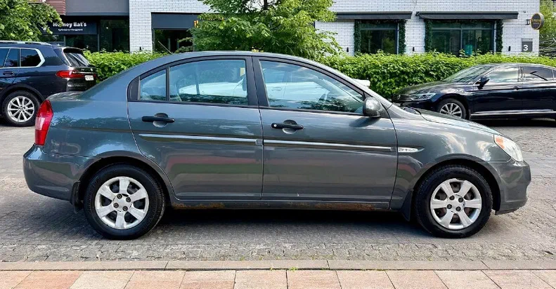 Hyundai Accent 2008 - 10