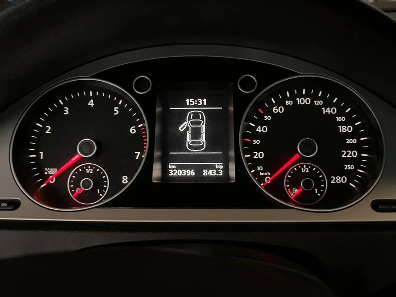 Volkswagen Passat 2009 - 6