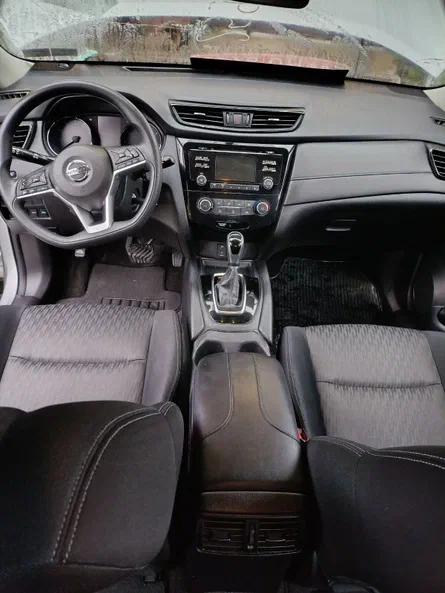 Nissan Rogue 2016 - 17