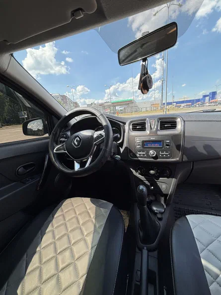 Renault Logan 2021 - 12