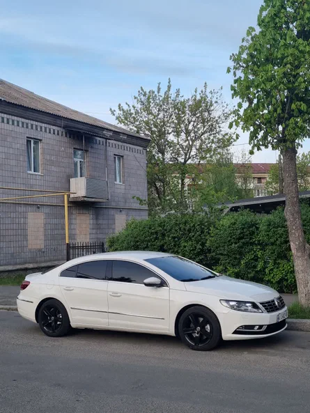 Volkswagen Passat CC 2013 - 1