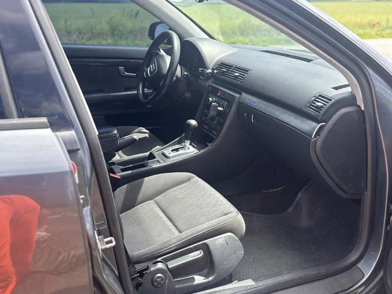 Audi A4 2002 - 16