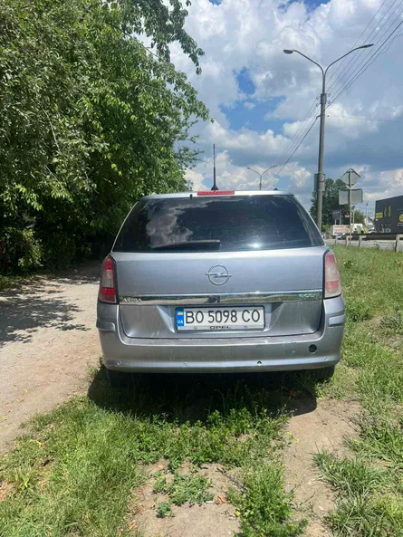 Opel Astra 2009 - 4