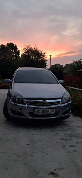Opel Astra 2009 - 7