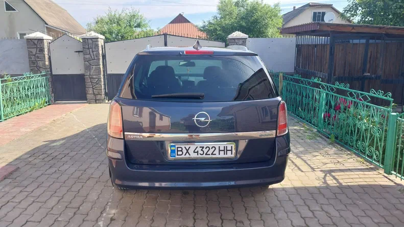 Opel Astra 2009 - 4