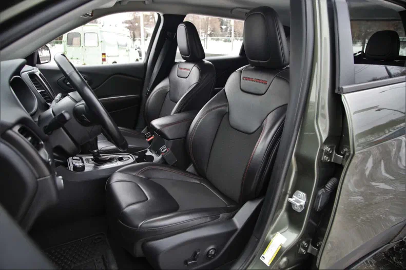 Jeep Cherokee 2019 - 3