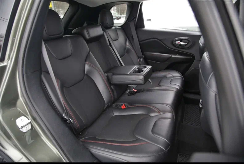Jeep Cherokee 2019 - 15