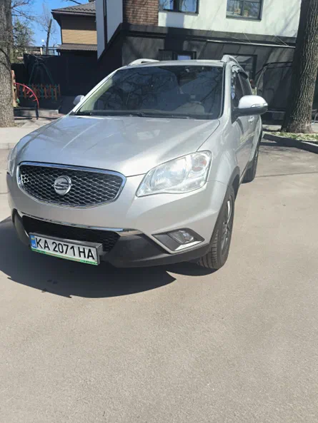 SsangYong Korando 2011 - 14