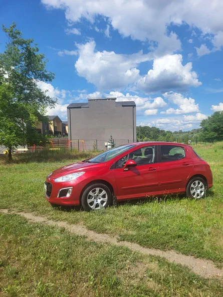Peugeot 308 2012 - 1