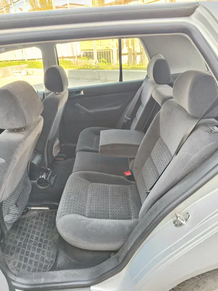 Volkswagen Golf 1997 - 9