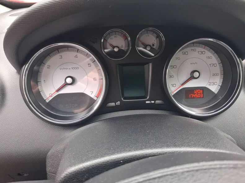 Peugeot 308 2009 - 1