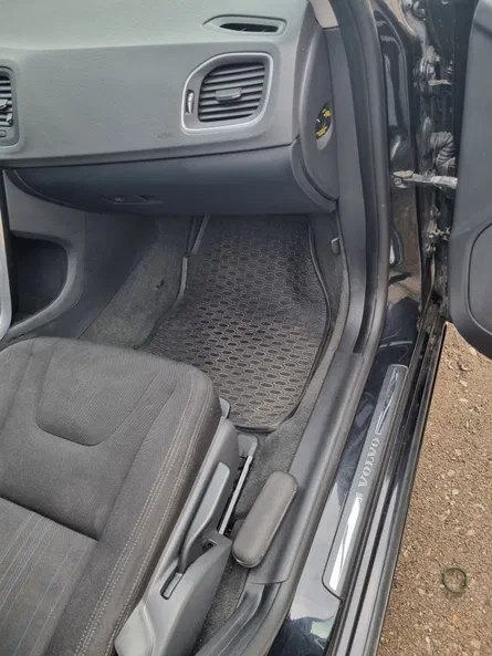 Volvo V60 2012 - 14