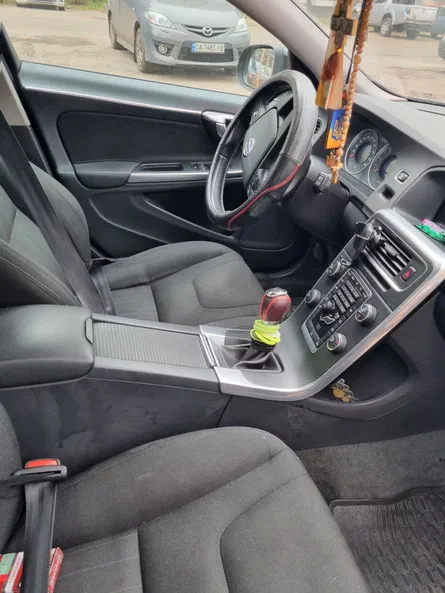 Volvo V60 2012 - 9