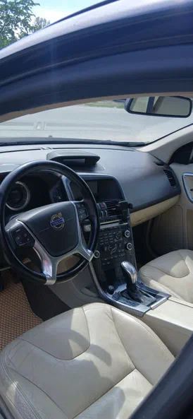 Volvo XC60 2010 - 4