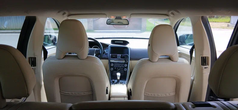 Volvo XC60 2010 - 6
