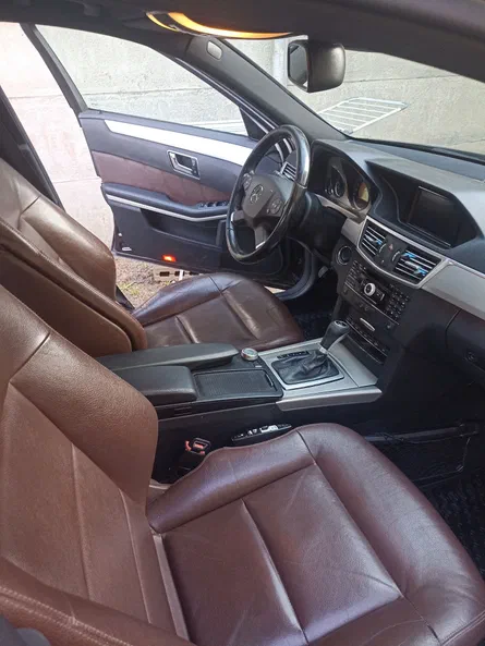 Mercedes-Benz E-Клас 2009 - 3