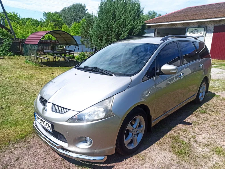 Mitsubishi Grandis 2007 - 3