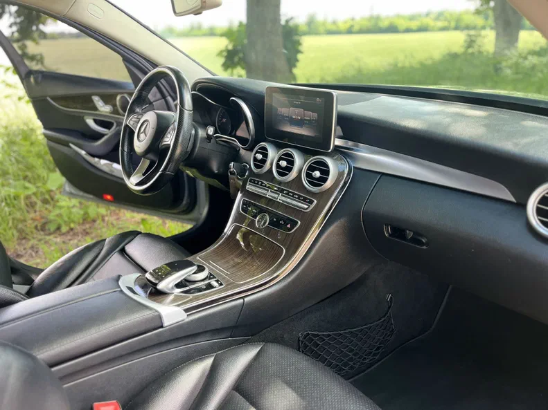 Mercedes-Benz C-Клас 2015 - 15