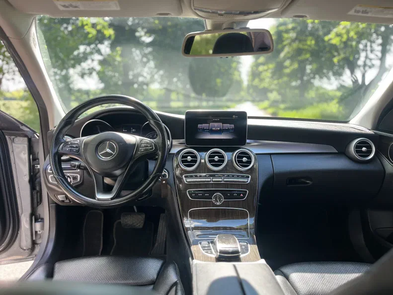 Mercedes-Benz C-Клас 2015 - 23