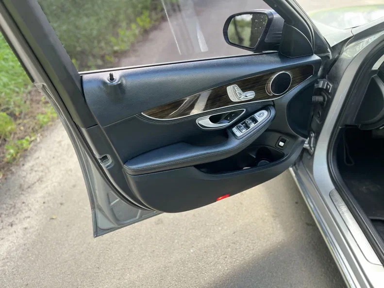 Mercedes-Benz C-Клас 2015 - 19