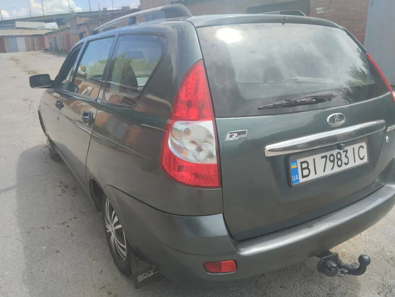 Lada (ВАЗ) Priora 2011 - 10
