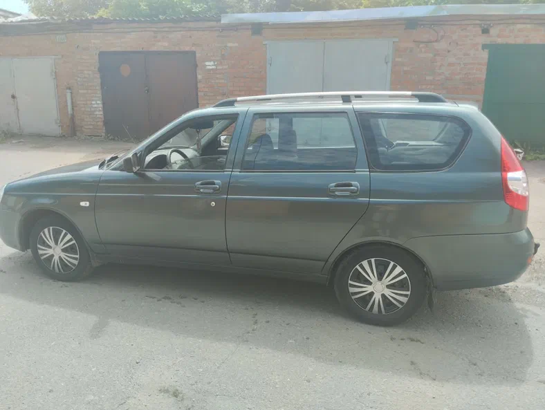 Lada (ВАЗ) Priora 2011 - 3