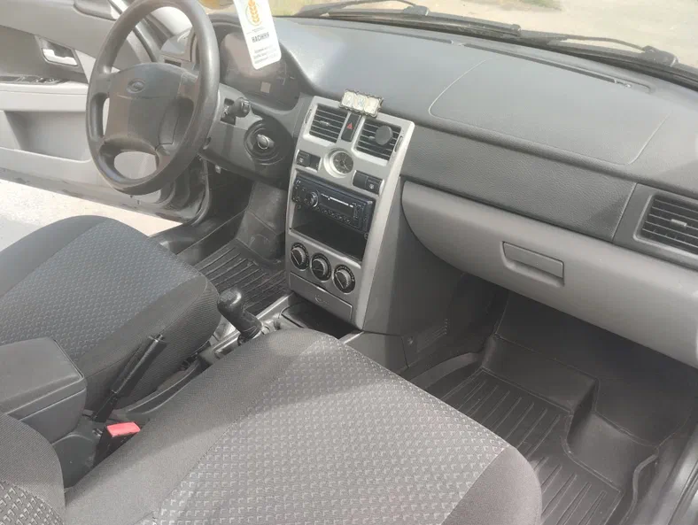 Lada (ВАЗ) Priora 2011 - 4