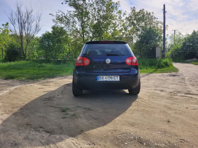 Volkswagen Golf 2004 - 7