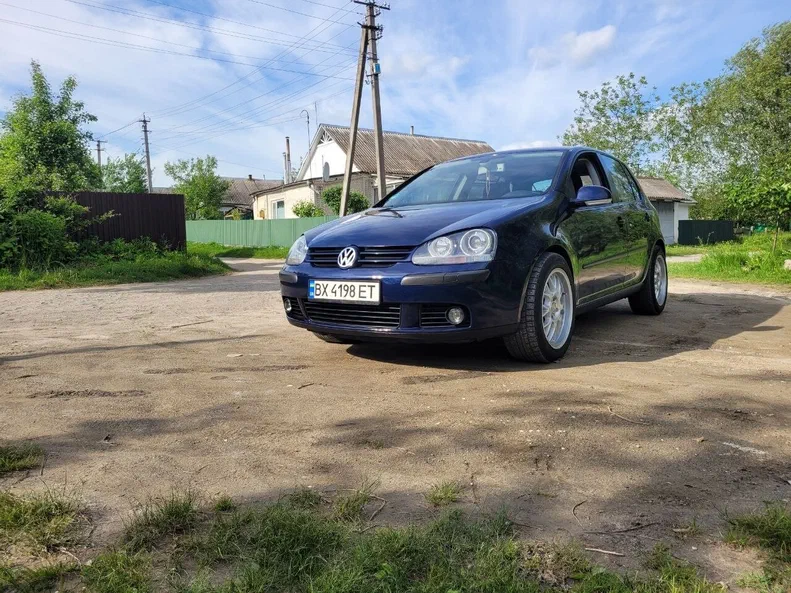 Volkswagen Golf 2004 - 2