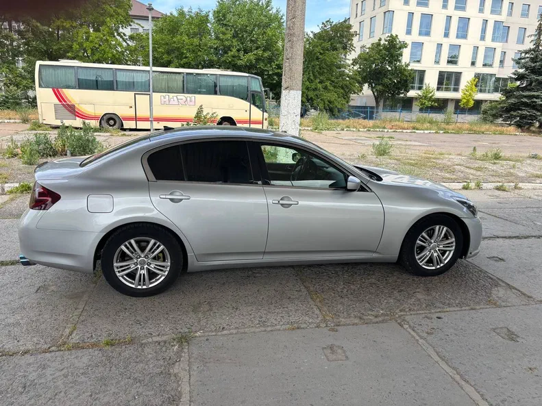 Infiniti G 2012 - 4