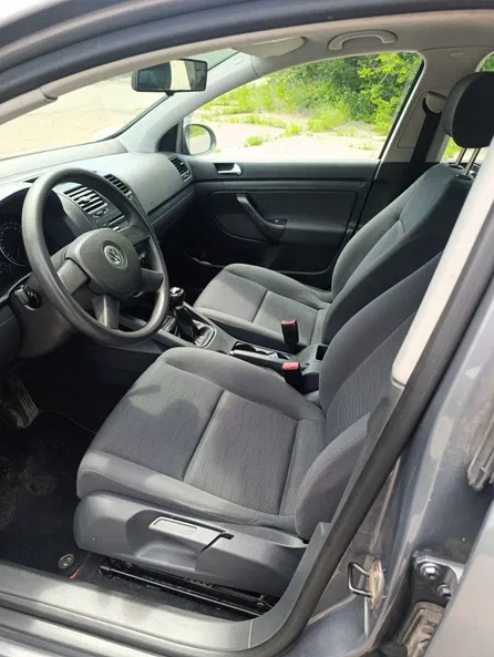 Volkswagen Golf 2004 - 16