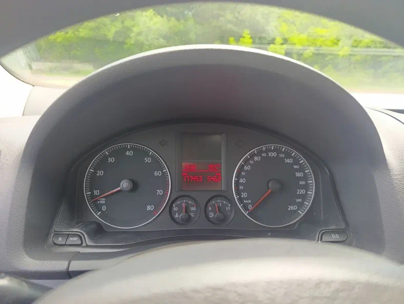 Volkswagen Golf 2004 - 18