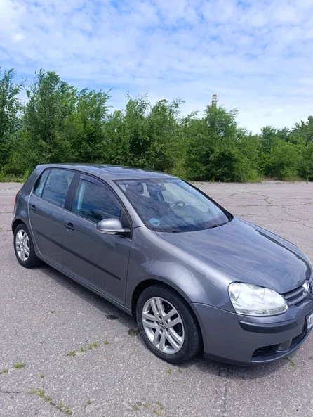 Volkswagen Golf 2004 - 4