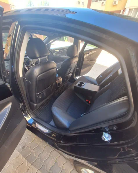 Hyundai Sonata 2011 - 17