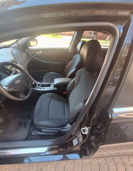 Hyundai Sonata 2011 - 15