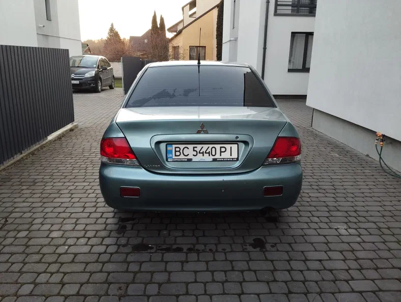 Mitsubishi Lancer 2007 - 8