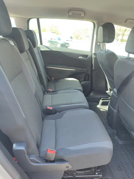 Opel Zafira 2014 - 1