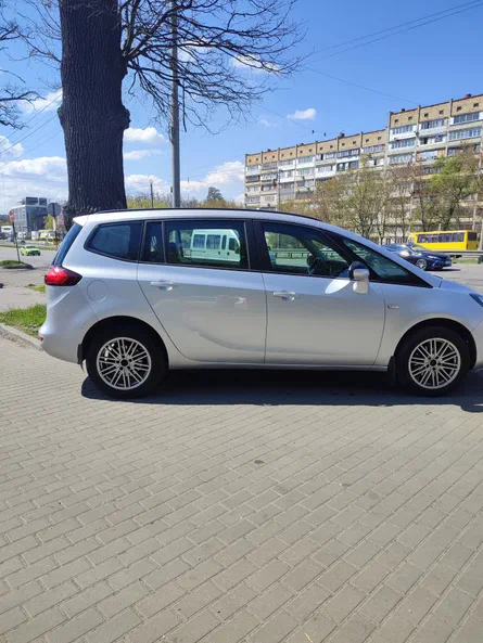 Opel Zafira 2014 - 3