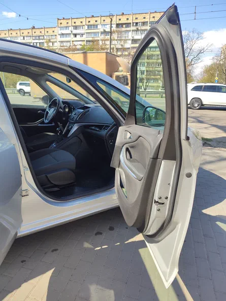 Opel Zafira 2014 - 11