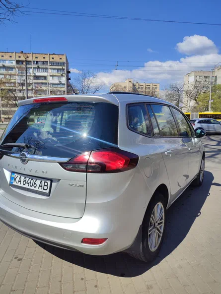 Opel Zafira 2014 - 5