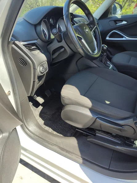Opel Zafira 2014 - 9