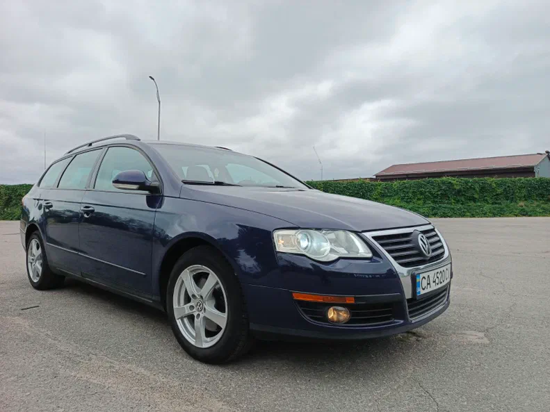 Volkswagen Passat 2008 - 11