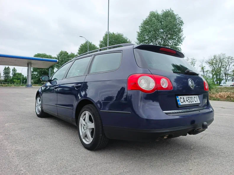 Volkswagen Passat 2008 - 16