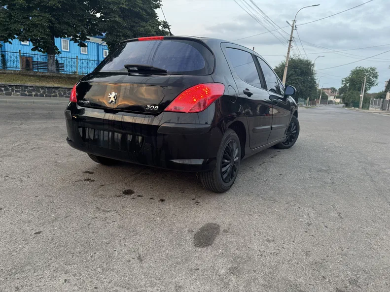 Peugeot 308 2008 - 3