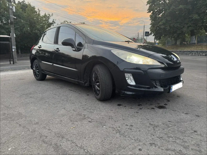 Peugeot 308 2008 - 1