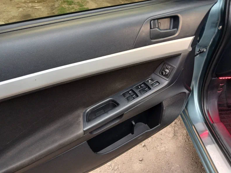 Mitsubishi Lancer 2008 - 21