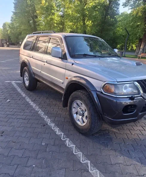 Mitsubishi Pajero Sport 2004 - 3